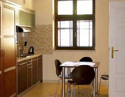 фото отеля Red Brick Apartments