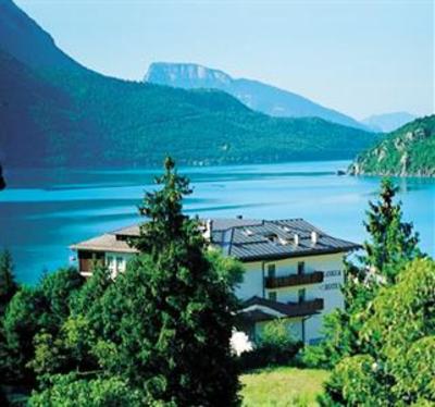 фото отеля Hotel Gloria Molveno