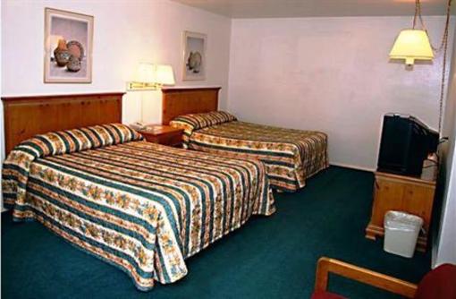 фото отеля Regency Inn Hondo