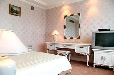 фото отеля Wuxi Wuchan Grand Hotel