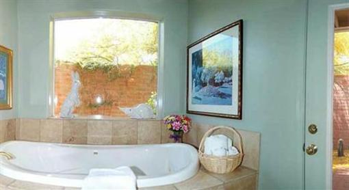 фото отеля Cactus Cove Bed and Breakfast Inn