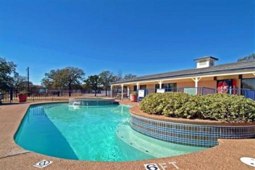 фото отеля Americas Best Value Inn Cisco