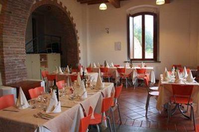 фото отеля Students Hostel Gowett Campiglia Marittima