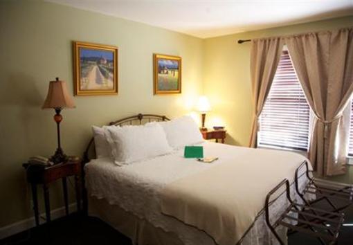 фото отеля Monteagle Inn