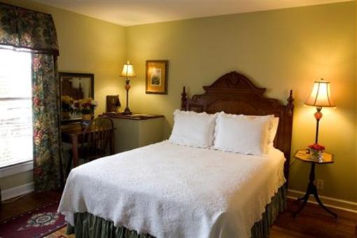 фото отеля Monteagle Inn