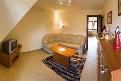 фото отеля Visitzakopane Rainbow Apartments
