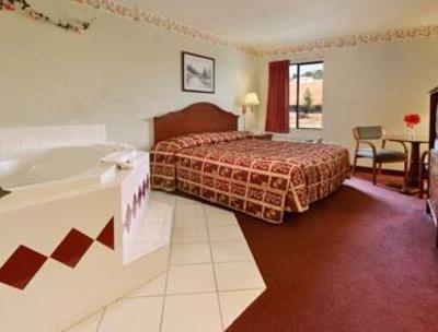 фото отеля Super 8 Dawsonville