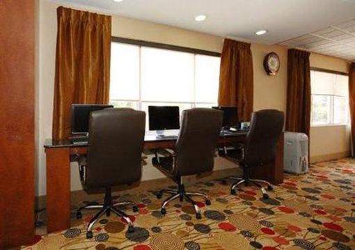 фото отеля Comfort Suites Brunswick