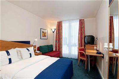 фото отеля Holiday Inn Express Dortmund