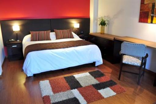 фото отеля SF Suites