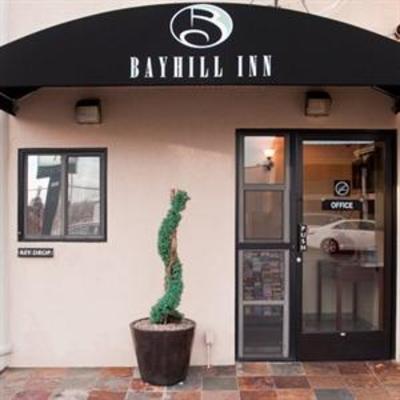 фото отеля Bayhill Inn
