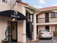 Bayhill Inn