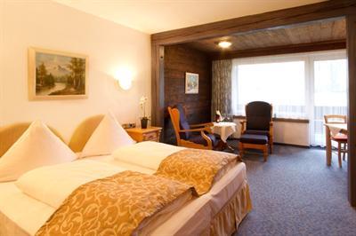 фото отеля Hotel Quellenhof Grainau