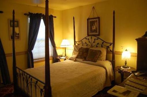 фото отеля Penny's Place Inn Paradise