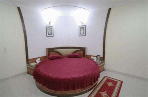 фото отеля Hotel Maharaja Residency