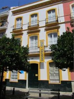 фото отеля Hostel One Sevilla Centro