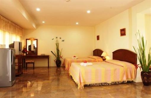фото отеля Goldenland Resort & Camp