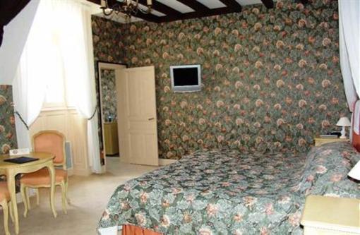 фото отеля Chateau Hotel Savigny
