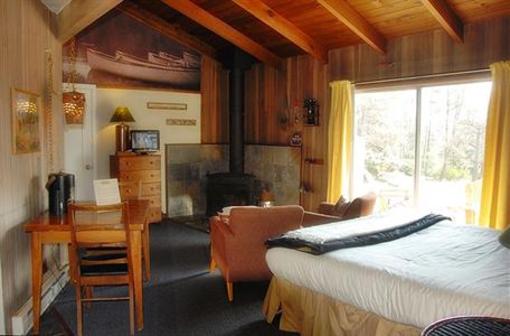 фото отеля The Andiron Seaside Inn & Cabins