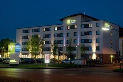 фото отеля Holiday Inn Express Koln-Mulheim