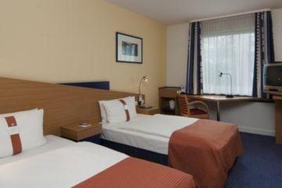 фото отеля Holiday Inn Express Koln-Mulheim