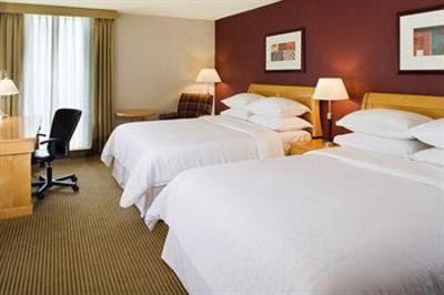 фото отеля Sheraton Cleveland Airport Hotel