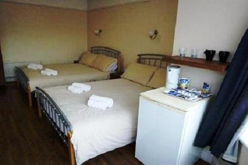 фото отеля Norbury Crescent Hotel London