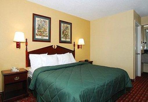фото отеля Comfort Inn Andalusia