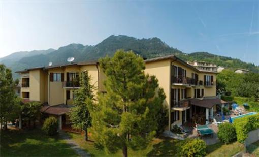 фото отеля Hotel Astra Tignale