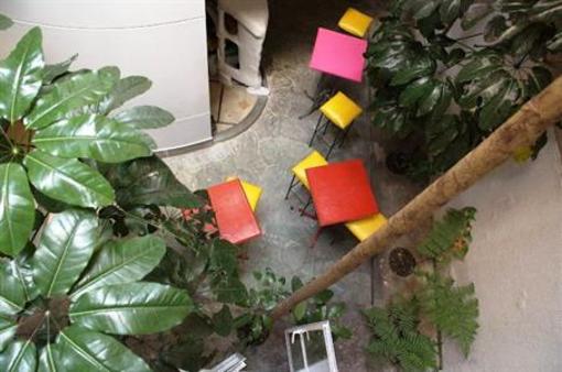 фото отеля Urban Buddha Hostel Medellin