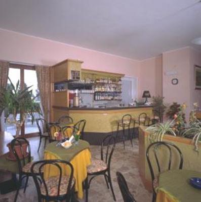 фото отеля Aries Hotel