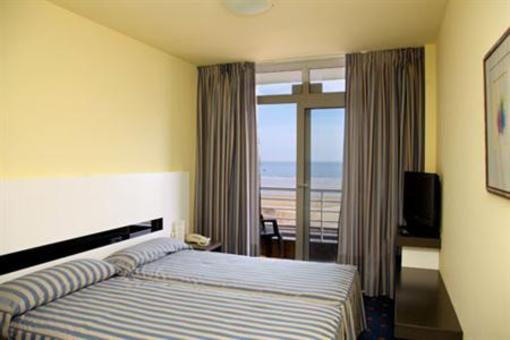 фото отеля Aparthotel Playamar