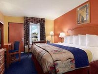 Econo Lodge Inn & Suites Evergreen