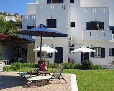фото отеля Roses Beach Hotel