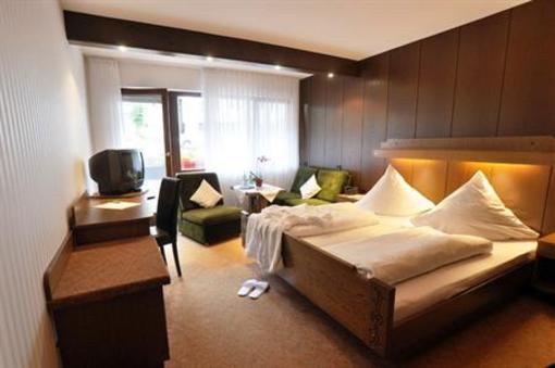 фото отеля Hotel Rossle Alpirsbach