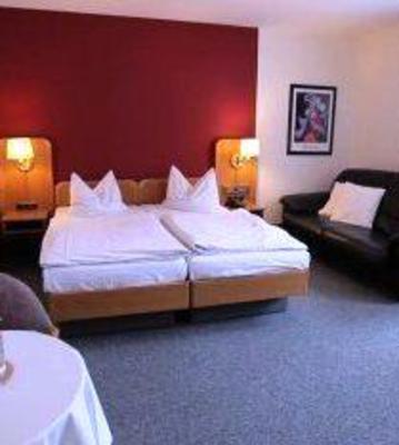 фото отеля Hotel Handelshof Dortmund