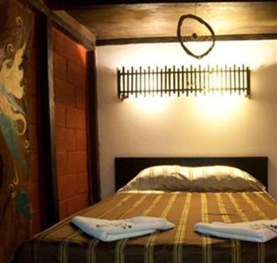 фото отеля Yaxkin Hostel