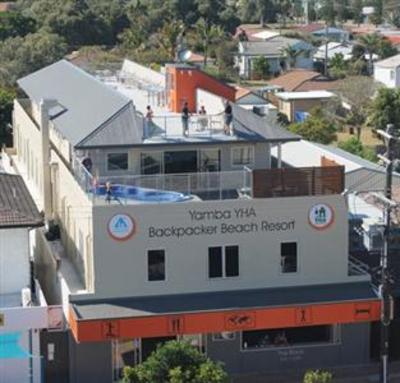 фото отеля Yamba YHA Backpackers Beach Resort