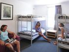 фото отеля Yamba YHA Backpackers Beach Resort