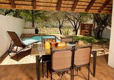 фото отеля Kwa Maritane Bush Lodge