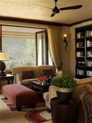 фото отеля Kwa Maritane Bush Lodge