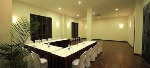 фото отеля Ambatty Greens Resort