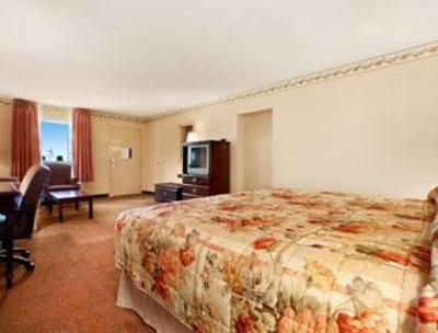 фото отеля Ramada Inn & Suites Lebanon