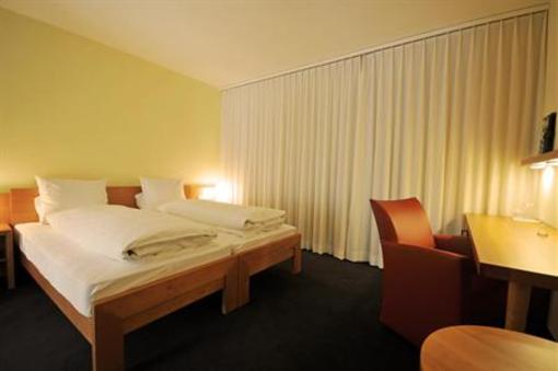 фото отеля Hotel Drei Konige und Post