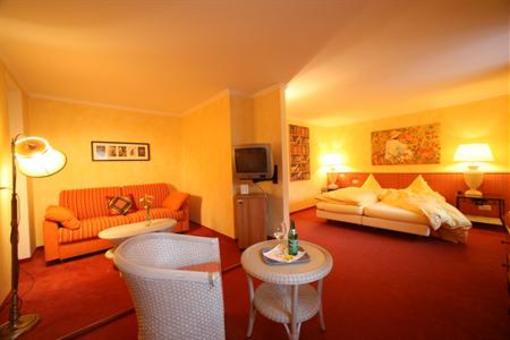 фото отеля Hotel Drei Konige und Post