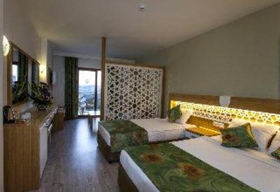 фото отеля Eftalia Splash Resort