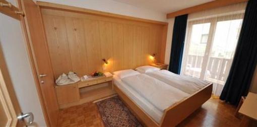 фото отеля Bed & Breakfast Kaserer