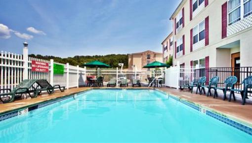 фото отеля Country Inn & Suites Rome (Georgia)
