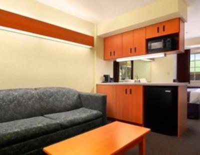 фото отеля Econo Lodge Inn & Suites Carrollton
