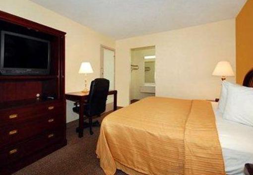 фото отеля Econo Lodge Inn & Suites Carrollton